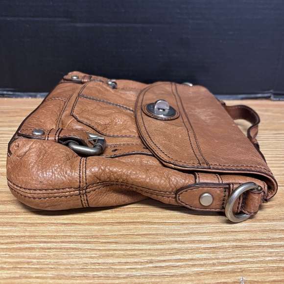 Fossil Maddox Crossbody Satchel #5185 - Picture 7 of 12